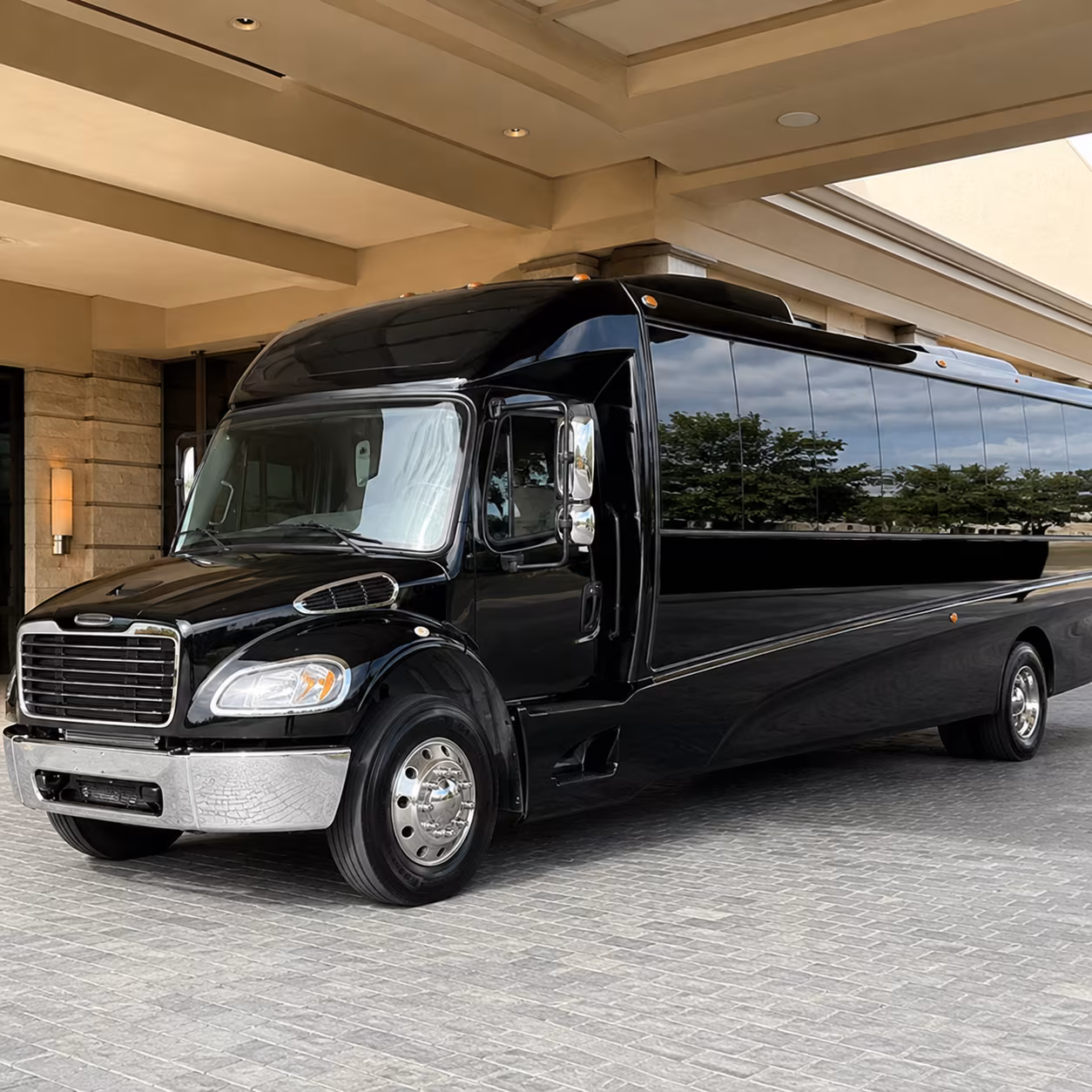 greenville 28 passenger minibus
